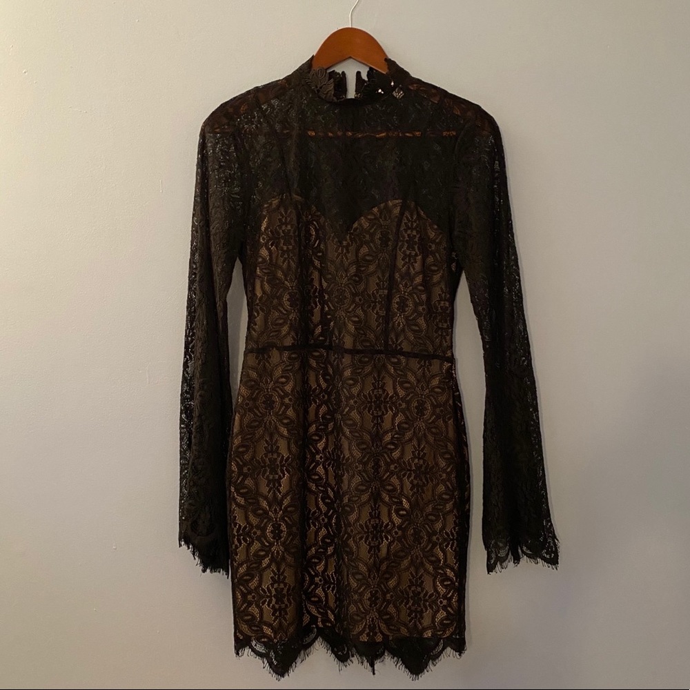 Ryse The Label Women Carson Lace Bell Sleeve, Sz S